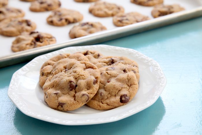 chewy gluten free chocolate chip cookies
