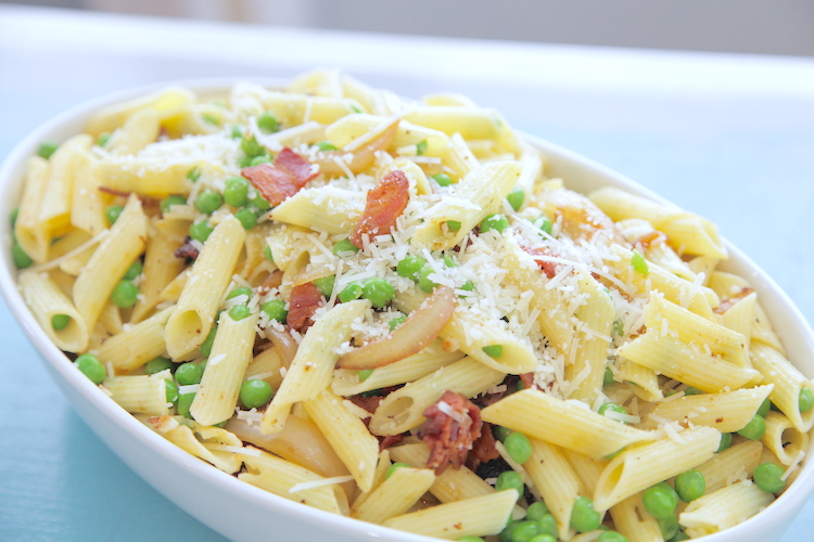 Pasta with Bacon and Peas Feature Photo